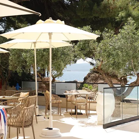 Medistone 4* أوميس