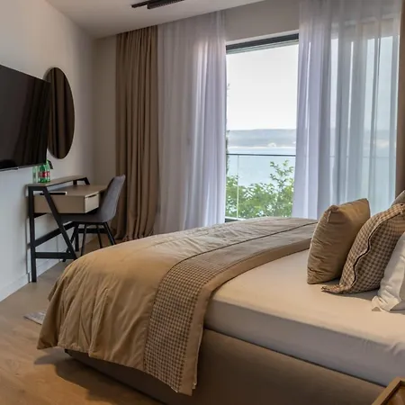 Medistone 4*