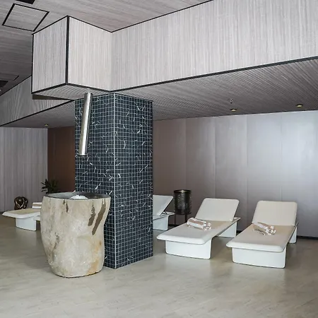 Hotel Medistone 4*
