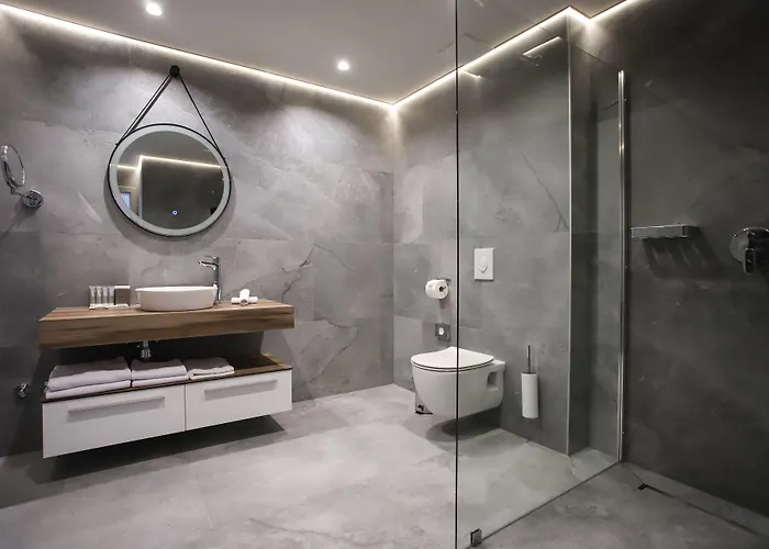 Medistone 4*